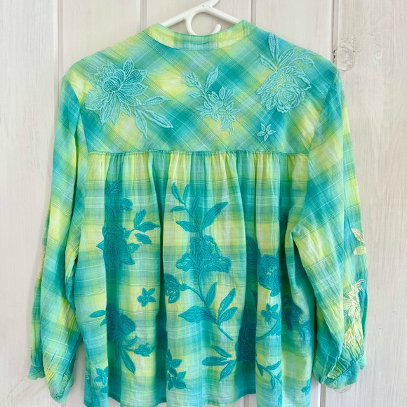 Johnny Was Turquoise and Lime Plaid Hazel Shirred Yoke Blouse XS NWT - Picture 4 of 8